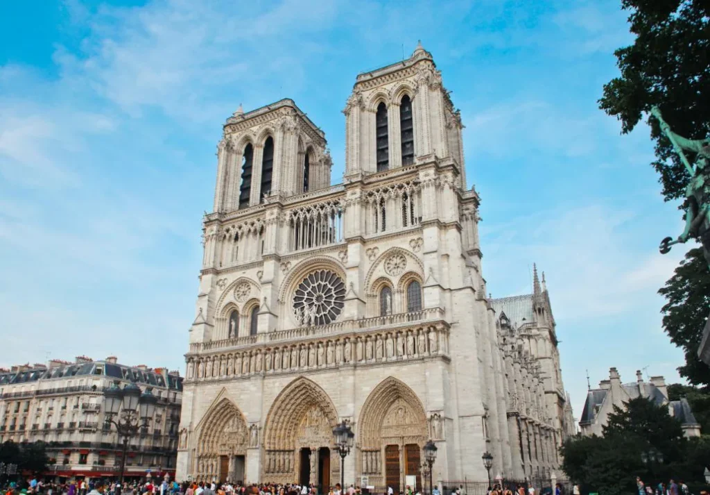 Top places to visit in Paris